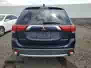 2018 Mitsubishi Outlander ES с VIN JA4AD2A34JJ003146, выставлен на аукционе Copart как лот 64057805 с пробегом 185 379 миль миль и Списание • Salvage title. История ставок и продаж доступна на DreamBid. Изображение 6.