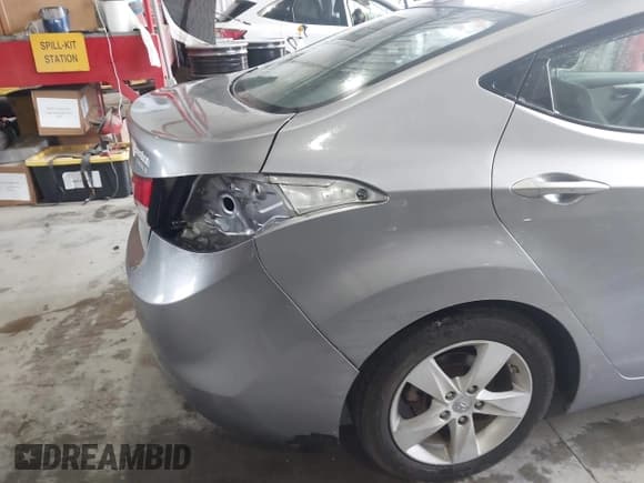 ✅ 2013 Hyundai Elantra GLS • VIN: KMHDH4AE1DU760590 • Lot: 43317897. Listed on IAAI with 255,497 mi. Free auction sales archive from the USA and detailed vehicle history report at DreamBid. Image 19.