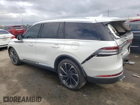 ✅ 2020 Lincoln Aviator Reserve • VIN: 5LM5J7XC4LGL01662 • Lot: 74173733. Listed on Copart with 61,268 mi. Free auction sales archive from the USA and detailed vehicle history report at DreamBid. Image 2.