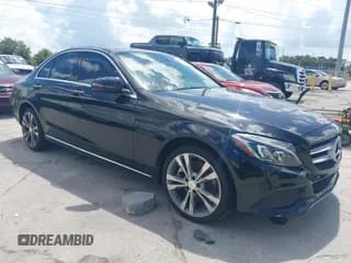 ✅ 2016 Mercedes-Benz C 300 • VIN: 55SWF4JB2GU120005 • Lot: 42905656. Wystawiony na IAAI z przebiegiem 134 814 mil. Bezpłatny archiwum sprzedaży aukcyjnych z USA i szczegółowy raport historii pojazdu na DreamBid. Zdjęcie 1.
