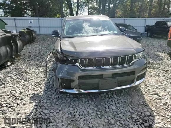 ✅ 2022 Jeep Grand Cherokee Limited • VIN: 1C4RJKBG5N8514753 • Lot: 81977335. Wystawiony na Copart z przebiegiem 46 257 mil. Bezpłatny archiwum sprzedaży aukcyjnych z USA i szczegółowy raport historii pojazdu na DreamBid. Zdjęcie 13.