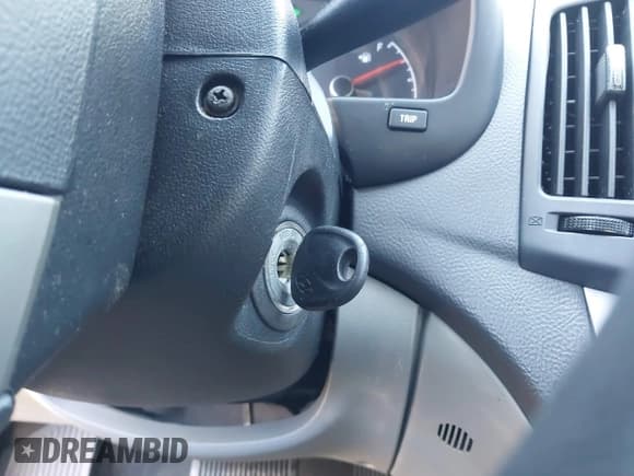 ✅ 2010 Hyundai Elantra SE • VIN: KMHDU4AD3AU179123 • Lot: 43637537. Listed on IAAI with 131,064 mi. Free auction sales archive from the USA and detailed vehicle history report at DreamBid. Image 11.