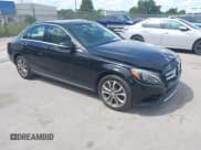 ✅ 2015 Mercedes-Benz C 300 Luxury • VIN: 55SWF4KB5FU005072 • Lot: 43271086. Wystawiony na IAAI z przebiegiem 145 119 mil. Bezpłatny archiwum sprzedaży aukcyjnych z USA i szczegółowy raport historii pojazdu na DreamBid. Zdjęcie 1.