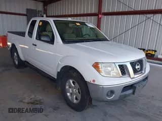 2011 Nissan Frontier Pro-4X z VIN 1N6AD0CW2BC434878, wystawiony jako IAAI lot #42457375 z przebiegiem 240 915 mil mil oraz . Historia ofert i sprzedaży dostępna na DreamBid. Obrazek 1.