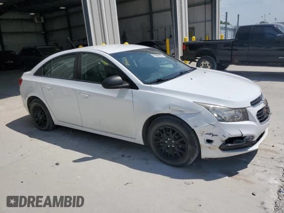 ✅ 2016 Chevrolet Cruze LS • VIN: 1G1PB5SG3G7221828 • Lot: 65468435. Listed on Copart with 142,469 mi. Free auction sales archive from the USA and detailed vehicle history report at DreamBid. Image 4.