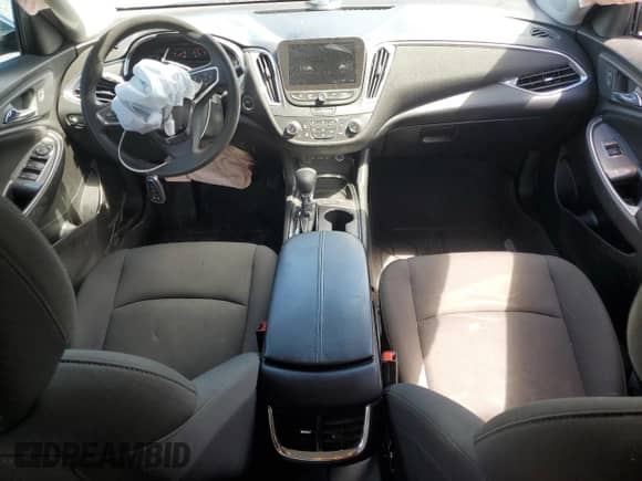 2021 Chevrolet Malibu LT z VIN 1G1ZD5ST4MF043686, wystawiony jako Copart lot #84884635 z przebiegiem 73 811 mil mil oraz Nie do naprawy • Non repairable. Historia ofert i sprzedaży dostępna na DreamBid. Obrazek 8.