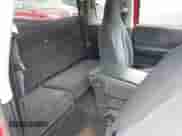 2002 Dodge Dakota Sport z VIN 1B7GL32XX2S558947, wystawiony jako IAAI lot #41538339 z przebiegiem 126 150 mil mil oraz . Historia ofert i sprzedaży dostępna na DreamBid. Obrazek 8.