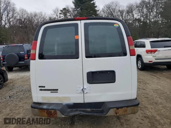 ✅ 2011 Chevrolet Express Cargo • VIN: 1GCZGTCG4B1109832 • Lot: 85140514. Listed on Copart with Not provided. Free auction sales archive from the USA and detailed vehicle history report at DreamBid. Image 6.