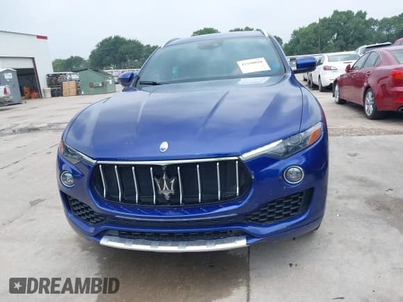 ✅ 2017 Maserati Levante S • VIN: ZN661YUL4HX246741 • Lot: 42190020. Wystawiony na IAAI z przebiegiem 31 269 mil. Bezpłatny archiwum sprzedaży aukcyjnych z USA i szczegółowy raport historii pojazdu na DreamBid. Zdjęcie 13.
