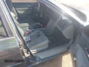 ✅ 1997 Honda Accord EX • VIN: 1HGCD5664VA069366 • Lot: 43165092. Wystawiony na IAAI z przebiegiem 153 871 mil. Bezpłatny archiwum sprzedaży aukcyjnych z USA i szczegółowy raport historii pojazdu na DreamBid. Zdjęcie 5.