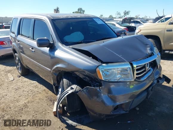 ✅ 2015 Honda Pilot SE • VIN: 5FNYF4H39FB010351 • Lot: 43775043. Wystawiony na IAAI z przebiegiem 132 992 mil. Bezpłatny archiwum sprzedaży aukcyjnych z USA i szczegółowy raport historii pojazdu na DreamBid. Zdjęcie 1.