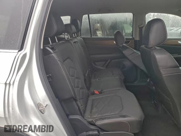 ✅ 2025 Volkswagen Atlas SE • VIN: 1V2HR2CA7SC535545 • Lot: 93856975. Listed on Copart with 20,253 mi. Free auction sales archive from the USA and detailed vehicle history report at DreamBid. Image 11.