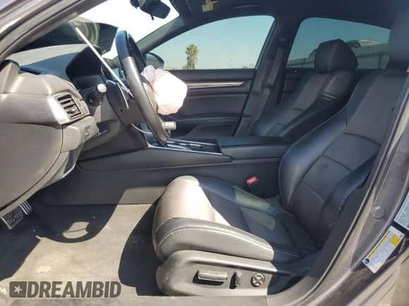 2018 Honda Accord Sport с VIN 1HGCV1F36JA099538, выставлен на аукционе Copart как лот 80401425 с пробегом 241 179 миль миль и Списание • Salvage title. История ставок и продаж доступна на DreamBid. Изображение 7.