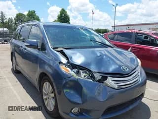 ✅ 2015 Toyota Sienna XLE • VIN: 5TDYK3DCXFS637048 • Лот: 42533938. Опубликован ранее на IAAI с пробегом 184 691 миль. Бесплатный доступ к архиву аукционных продаж из США и подробный отчёт об истории автомобиля на DreamBid. Изображение 1.
