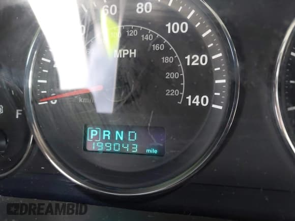 ✅ 2007 Jeep Commander Sport • VIN: 1J8HH48P57C699969 • Lot: 42387743. Wystawiony na IAAI z przebiegiem 199 043 mil. Bezpłatny archiwum sprzedaży aukcyjnych z USA i szczegółowy raport historii pojazdu na DreamBid. Zdjęcie 7.