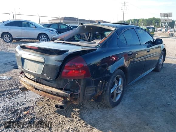✅ 2004 Pontiac Grand Prix GTP • VIN: 2G2WR544541375214 • Lot: 42640307. Wystawiony na IAAI z przebiegiem 190 432 mil. Bezpłatny archiwum sprzedaży aukcyjnych z USA i szczegółowy raport historii pojazdu na DreamBid. Zdjęcie 4.