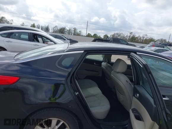 ✅ 2017 Kia Optima LX • VIN: 5XXGT4L31HG142015 • Лот: 43747397. Опубликован ранее на IAAI с пробегом 150 923 миль. Бесплатный доступ к архиву аукционных продаж из США и подробный отчёт об истории автомобиля на DreamBid. Изображение 8.