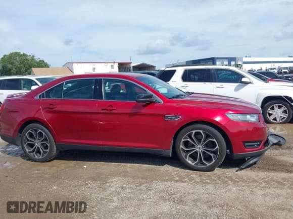 ✅ 2014 Ford Taurus SHO • VIN: 1FAHP2KT5EG136694 • Лот: 42540610. Опубликован ранее на IAAI с пробегом 83 505 миль. Бесплатный доступ к архиву аукционных продаж из США и подробный отчёт об истории автомобиля на DreamBid. Изображение 13.