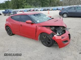 ✅ 2012 Hyundai Veloster w/Gray Int • VIN: KMHTC6AD8CU051215 • Lot: 70504994. Wystawiony na Copart z przebiegiem 162 522 mil. Bezpłatny archiwum sprzedaży aukcyjnych z USA i szczegółowy raport historii pojazdu na DreamBid. Zdjęcie 4.