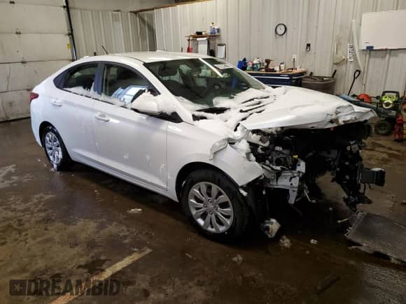 2021 Hyundai Accent SE z VIN 3KPC24A64ME130149, wystawiony jako Copart lot #39849174 z przebiegiem 54 493 mil mil oraz . Historia ofert i sprzedaży dostępna na DreamBid. Obrazek 4.