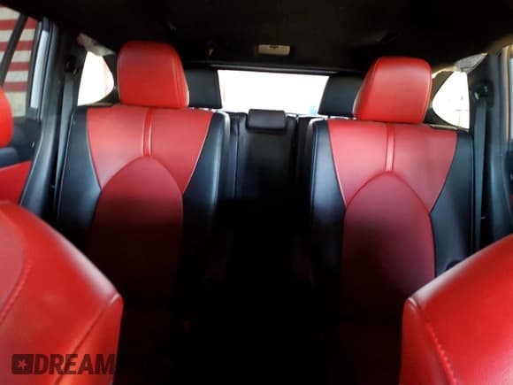 ✅ 2022 Toyota Highlander XSE • VIN: 5TDJZRAH9NS093933 • Lot: 85837205. Listed on Copart with 99,393 mi. Free auction sales archive from the USA and detailed vehicle history report at DreamBid. Image 10.