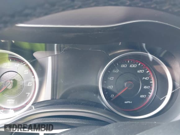 ✅ 2023 Dodge Charger Scat Pack • VIN: 2C3CDXGJ1PH678601 • Lot: 40063856. Wystawiony na IAAI z przebiegiem Nie podano. Bezpłatny archiwum sprzedaży aukcyjnych z USA i szczegółowy raport historii pojazdu na DreamBid. Zdjęcie 16.