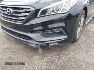 2015 Hyundai Sonata Limited z VIN 5NPE34AF3FH087380, wystawiony jako IAAI lot #43604080 z przebiegiem 96 591 mil mil oraz . Historia ofert i sprzedaży dostępna na DreamBid. Obrazek 6.