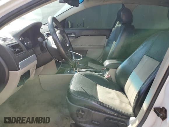 ✅ 2007 Mercury Milan Premier • VIN: 3MEHM08137R626025 • Lot: 87372635. Listed on Copart with 267,363 mi. Free auction sales archive from the USA and detailed vehicle history report at DreamBid. Image 7.