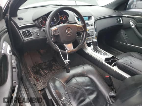 ✅ 2011 Cadillac CTS • VIN: 1G6DC1ED9B0135641 • Lot: 41564175. Wystawiony na Copart z przebiegiem 134 607 mil. Bezpłatny archiwum sprzedaży aukcyjnych z USA i szczegółowy raport historii pojazdu na DreamBid. Zdjęcie 8.