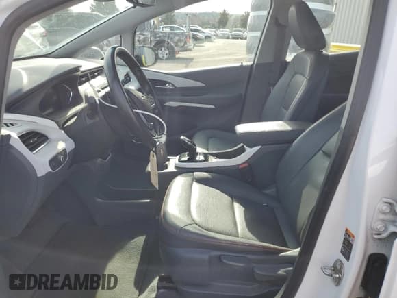 ✅ 2017 Chevrolet Bolt EV Premier • VIN: 1G1FX6S09H4146335 • Lot: 46931325. Wystawiony na Copart z przebiegiem 277 659 mil. Bezpłatny archiwum sprzedaży aukcyjnych z USA i szczegółowy raport historii pojazdu na DreamBid. Zdjęcie 7.