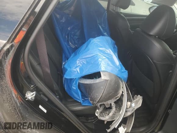 ✅ 2022 Hyundai Tucson Limited • VIN: KM8JECA17NU072193 • Lot: 71745665. Wystawiony na Copart z przebiegiem 61 555 mil. Bezpłatny archiwum sprzedaży aukcyjnych z USA i szczegółowy raport historii pojazdu na DreamBid. Zdjęcie 12.