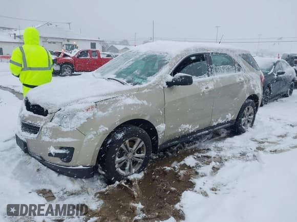 ✅ 2011 Chevrolet Equinox LS • VIN: 2CNFLCEC7B6460820 • Лот: 43672221. Опубликован ранее на IAAI с пробегом 175 685 миль. Бесплатный доступ к архиву аукционных продаж из США и подробный отчёт об истории автомобиля на DreamBid. Изображение 2.