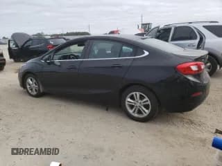 ✅ 2018 Chevrolet Cruze LT • VIN: 1G1BE5SM2J7121766 • Lot: 68550622. Wystawiony na Copart z przebiegiem 99 202 mil. Bezpłatny archiwum sprzedaży aukcyjnych z USA i szczegółowy raport historii pojazdu na DreamBid. Zdjęcie 2.