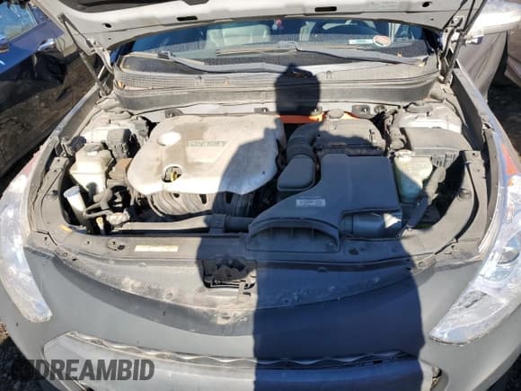 ✅ 2013 Hyundai Sonata • VIN: KMHEC4A44DA084101 • Лот: 90828265. Опубликован ранее на Copart с пробегом 237 239 миль. Бесплатный доступ к архиву аукционных продаж из США и подробный отчёт об истории автомобиля на DreamBid. Изображение 11.