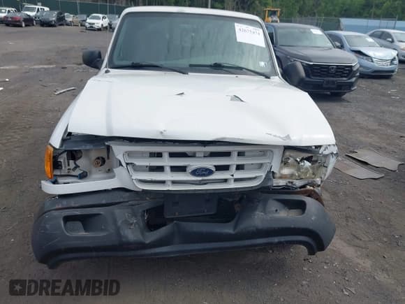 ✅ 2001 Ford Ranger XL • VIN: 1FTYR10C71TA02739 • Lot: 42675474. Wystawiony na IAAI z przebiegiem 255 214 mil. Bezpłatny archiwum sprzedaży aukcyjnych z USA i szczegółowy raport historii pojazdu na DreamBid. Zdjęcie 6.