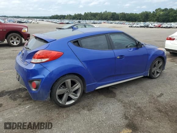 ✅ 2013 Hyundai Veloster Turbo • VIN: KMHTC6AE3DU176990 • Lot: 71066164. Wystawiony na Copart z przebiegiem 146 072 mil. Bezpłatny archiwum sprzedaży aukcyjnych z USA i szczegółowy raport historii pojazdu na DreamBid. Zdjęcie 3.