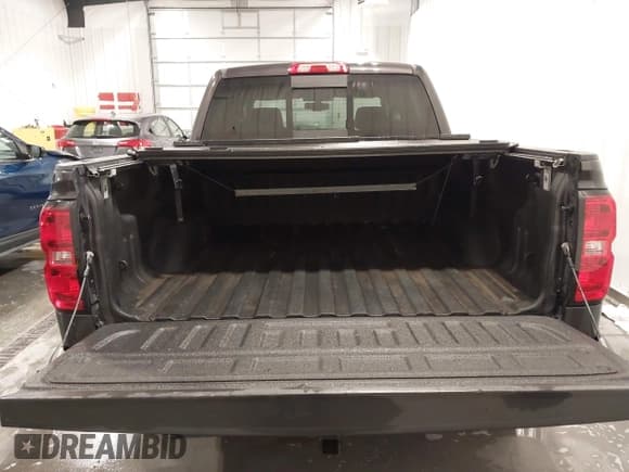 ✅ 2015 Chevrolet Silverado 1500 LTZ • VIN: 3GCUKSEC8FG196784 • Лот: 43353619. Опубликован ранее на IAAI с пробегом 171 186 миль. Бесплатный доступ к архиву аукционных продаж из США и подробный отчёт об истории автомобиля на DreamBid. Изображение 17.