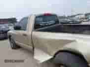 2005 Dodge 1500 SLT z VIN 1D7HA16D15J544255, wystawiony jako IAAI lot #42102314 z przebiegiem 221 854 mil mil oraz . Historia ofert i sprzedaży dostępna na DreamBid. Obrazek 14.