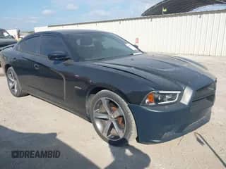 ✅ 2014 Dodge Charger RT • VIN: 2C3CDXCT7EH308290 • Lot: 42962583. Wystawiony na IAAI z przebiegiem 117 378 mil. Bezpłatny archiwum sprzedaży aukcyjnych z USA i szczegółowy raport historii pojazdu na DreamBid. Zdjęcie 1.