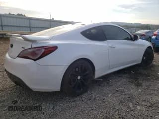 ✅ 2014 Hyundai Genesis Coupe R-Spec • VIN: KMHHT6KD8EU119617 • Lot: 81721115. Wystawiony na Copart z przebiegiem 161 429 mil. Bezpłatny archiwum sprzedaży aukcyjnych z USA i szczegółowy raport historii pojazdu na DreamBid. Zdjęcie 3.