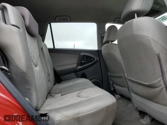 ✅ 2012 Toyota RAV4 • VIN: 2T3BF4DV2CW254717 • Лот: 58415315. Опубликован ранее на Copart с пробегом 157 646 миль. Бесплатный доступ к архиву аукционных продаж из США и подробный отчёт об истории автомобиля на DreamBid. Изображение 11.