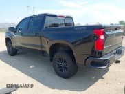 ✅ 2021 Chevrolet Silverado 1500 LT Trail Boss • VIN: 3GCPYFEL8MG141705 • Lot: 42914784. Wystawiony na IAAI z przebiegiem 40 543 mil. Bezpłatny archiwum sprzedaży aukcyjnych z USA i szczegółowy raport historii pojazdu na DreamBid. Zdjęcie 3.