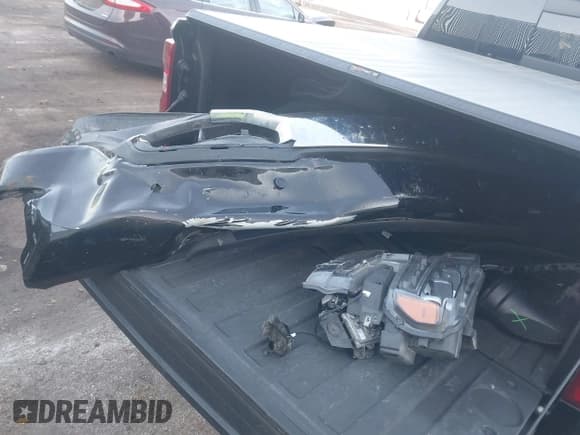 ✅ 2020 Chevrolet Silverado 1500 High Country • VIN: 3GCUYHEL9LG204193 • Lot: 43716850. Listed on IAAI with 112,797 mi. Free auction sales archive from the USA and detailed vehicle history report at DreamBid. Image 12.