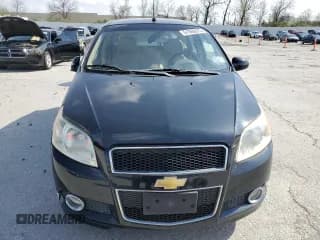 ✅ 2009 Chevrolet Aveo 2LT • VIN: KL1TG66E89B664635 • Lot: 51360075. Wystawiony na Copart z przebiegiem 37 538 mil. Bezpłatny archiwum sprzedaży aukcyjnych z USA i szczegółowy raport historii pojazdu na DreamBid. Zdjęcie 5.