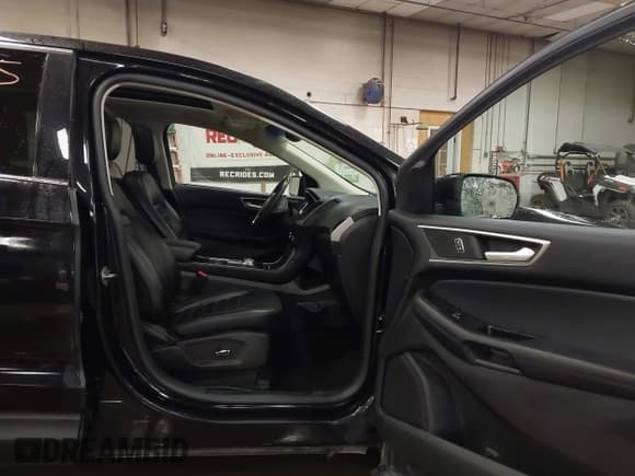 ✅ 2019 Ford Edge SEL • VIN: 2FMPK4J97KBB59074 • Lot: 43429595. Listed on IAAI with 94,243 mi. Free auction sales archive from the USA and detailed vehicle history report at DreamBid. Image 5.