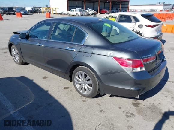 ✅ 2012 Honda Accord EX-L • VIN: 1HGCP3F83CA014871 • Lot: 43669775. Wystawiony na IAAI z przebiegiem 162 555 mil. Bezpłatny archiwum sprzedaży aukcyjnych z USA i szczegółowy raport historii pojazdu na DreamBid. Zdjęcie 3.
