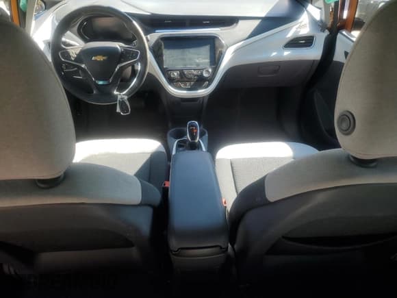 ✅ 2017 Chevrolet Bolt EV LT • VIN: 1G1FW6S06H4127079 • Lot: 46410115. Wystawiony na Copart z przebiegiem 133 452 mil. Bezpłatny archiwum sprzedaży aukcyjnych z USA i szczegółowy raport historii pojazdu na DreamBid. Zdjęcie 8.