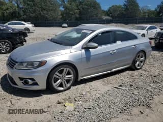✅ 2015 Volkswagen CC Sport • VIN: WVWBP7AN0FE817875 • Лот: 70707095. Опубликован ранее на Copart с пробегом 119 541 миль. Бесплатный доступ к архиву аукционных продаж из США и подробный отчёт об истории автомобиля на DreamBid. Изображение 1.