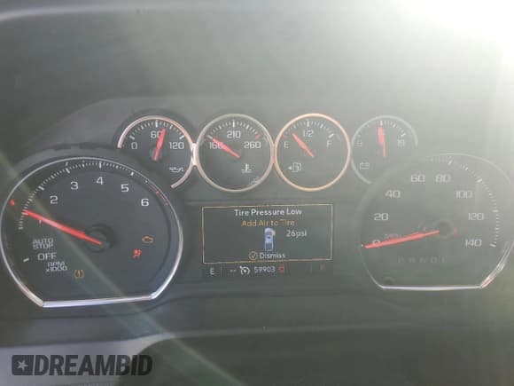 ✅ 2019 Chevrolet Silverado 1500 LTZ • VIN: 1GCPWEEDXKZ196517 • Lot: 81624974. Wystawiony na Copart z przebiegiem 59 903 mil. Bezpłatny archiwum sprzedaży aukcyjnych z USA i szczegółowy raport historii pojazdu na DreamBid. Zdjęcie 9.