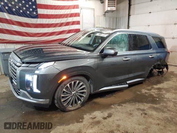 ✅ 2024 Hyundai Palisade Calligraphy • VIN: KM8R7DGE4RU683317 • Лот: 82110044. Опубликован ранее на Copart с пробегом 21 574 миль. Бесплатный доступ к архиву аукционных продаж из США и подробный отчёт об истории автомобиля на DreamBid. Изображение 1.